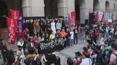 香港で数千人規模の民主化デモ　中国政府の強権政治に抗議