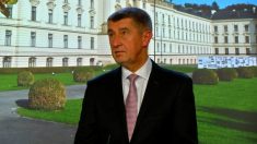 【動画ニュース】チェコ首相　内閣職員のファーウェイ製品使用禁止